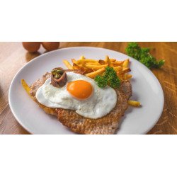 Holstein szelet Sertéshúsból készült ételek (köret nélkül)