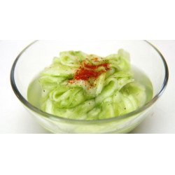 Uborka saláta Savanyúságok